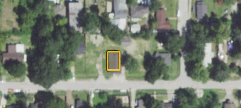 810 Lucky St