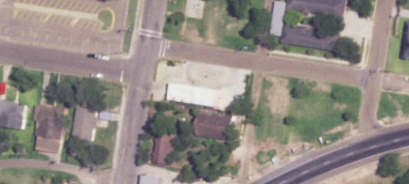 922 Holland Ave