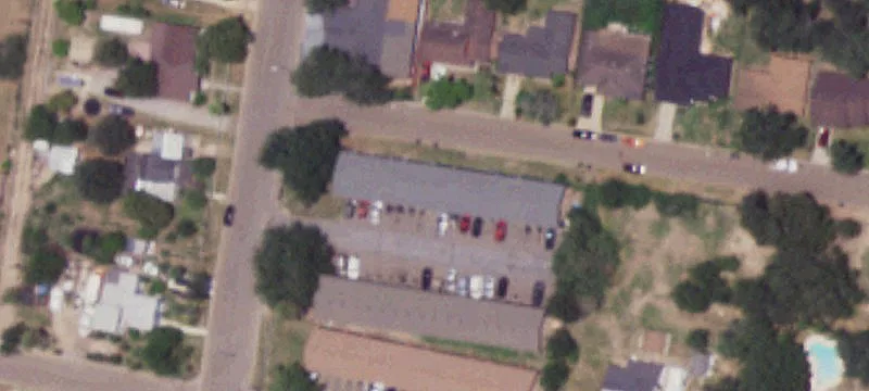 306 Roberts Ave