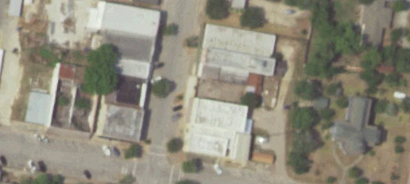 711 Commerce St