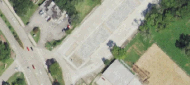 1 Parkwood Ave
