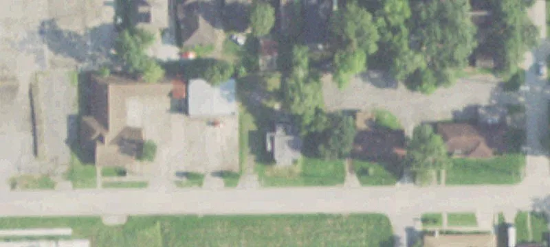 2660 Laurel St