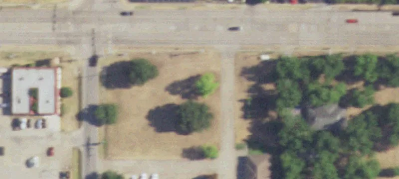 3012 Arkansas Ln