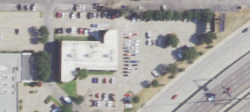 8721 Airport Fwy