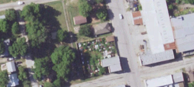 301 Main St