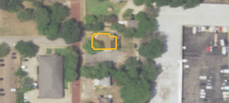 310 Vine Ave