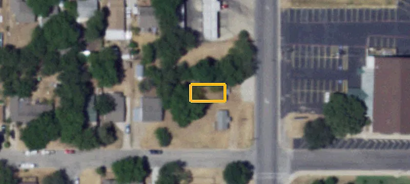 1203 Roberts Cut Off Rd