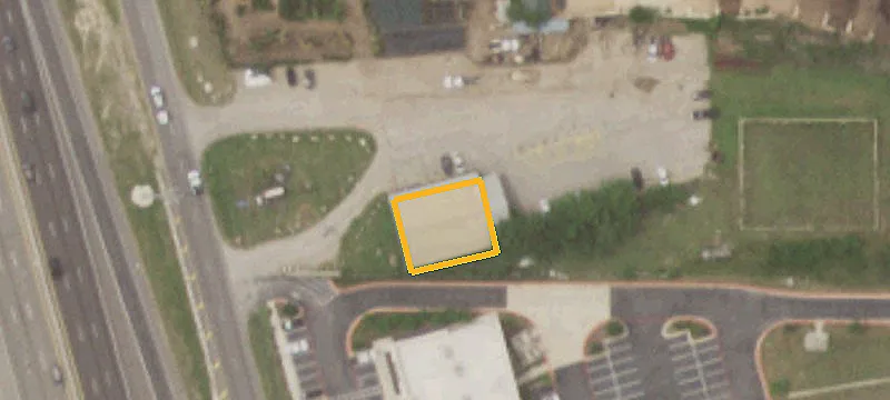 3227 Interstate 35