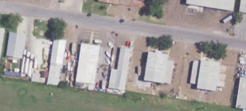 1302 Tamarack Ave