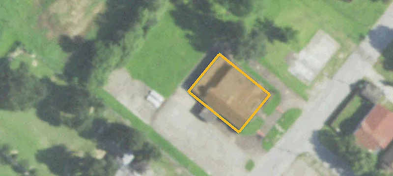 3727 Lewis Dr