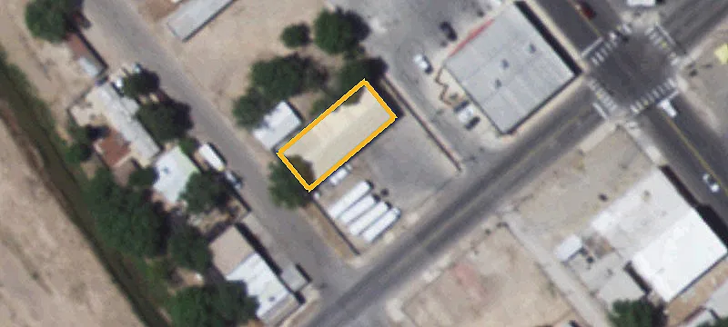 107 Riv St