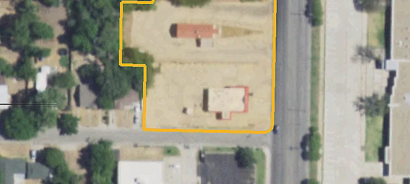 1016 Main St