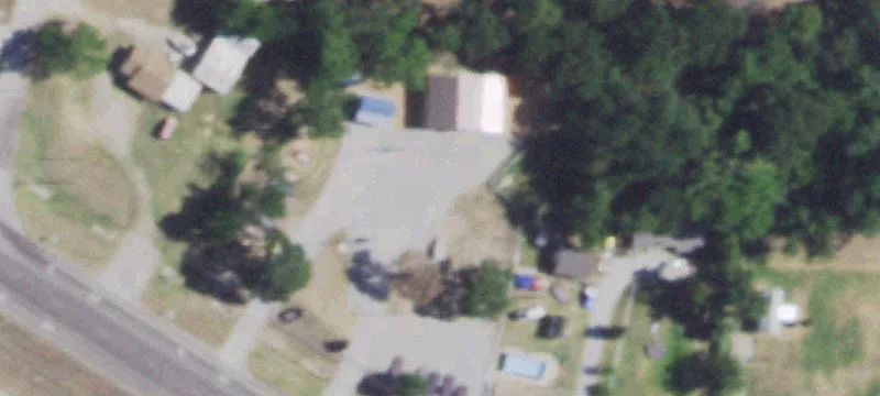 1305 Hwy 199