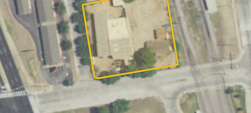 2407 Community Dr