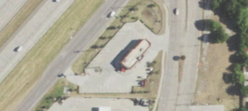 1901 Main St