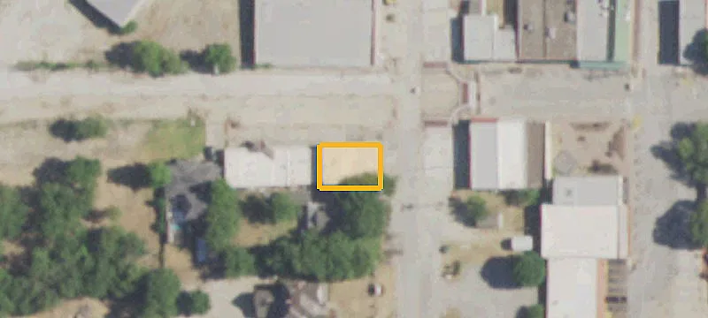 702 Cedar St