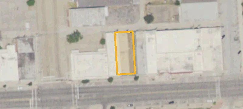 112 Main St