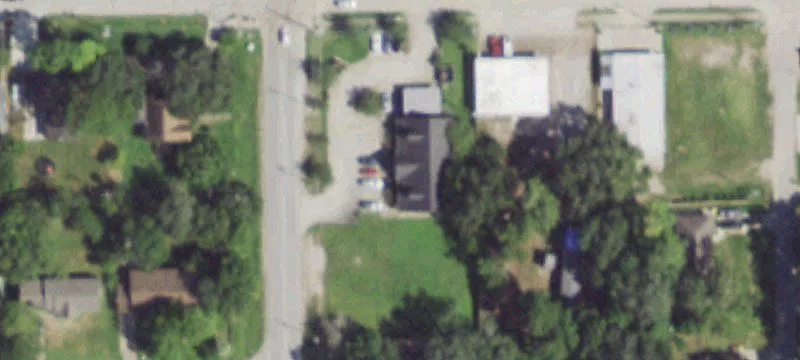 1205 Lk Rd