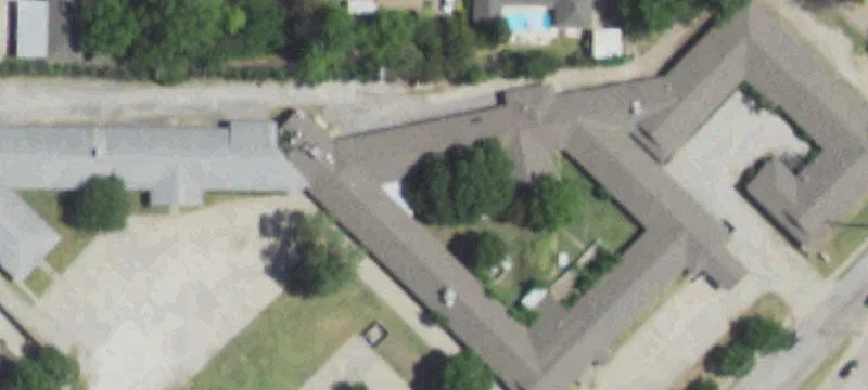 505 Centerville Rd
