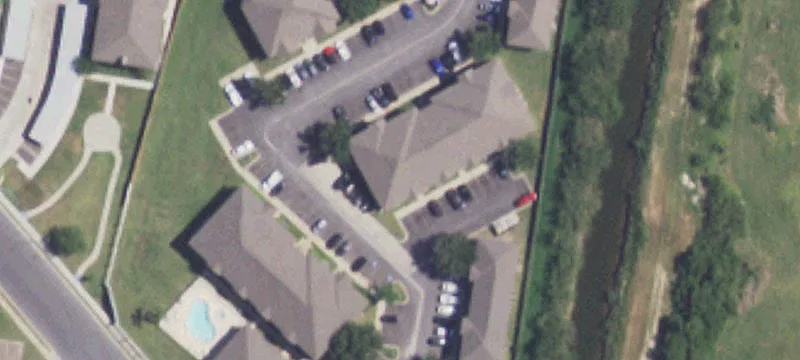 1001 Redbud Ave