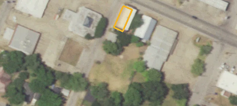 301 Main St
