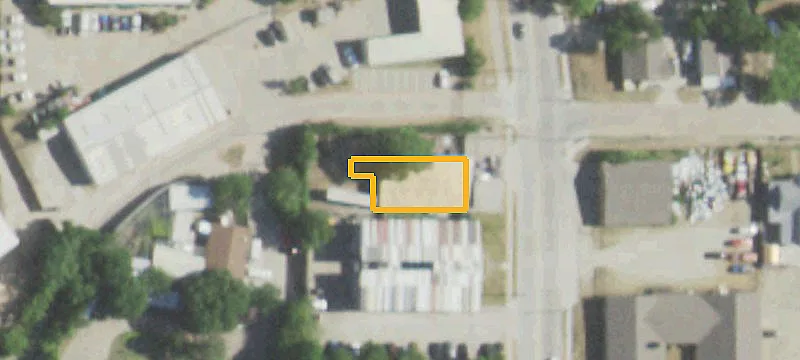 1101 Ewing Ave