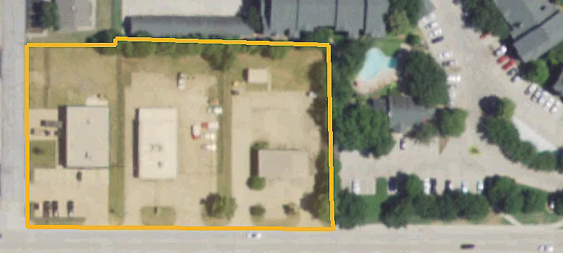 5433 Lakeview Pkwy