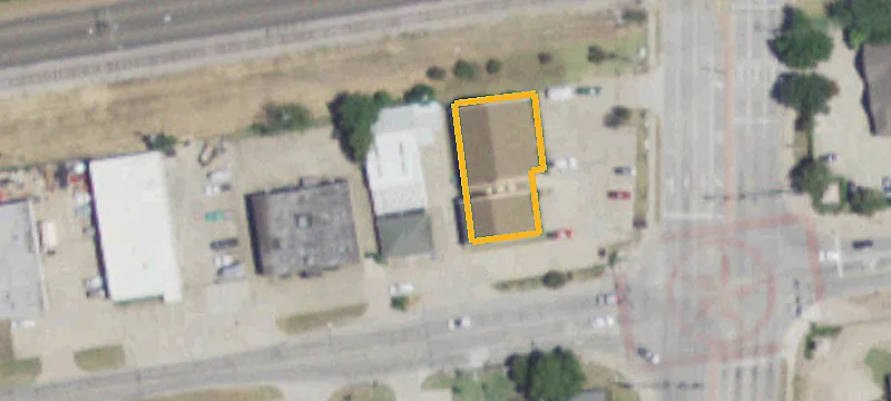 3401 Main St