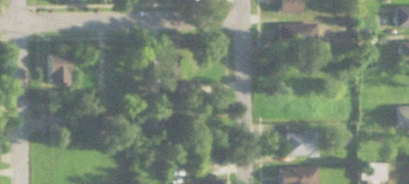 2420 Neches St