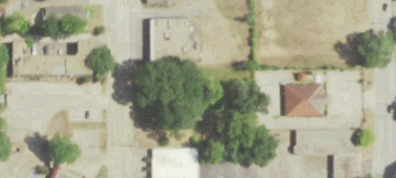 434 Fredonia St
