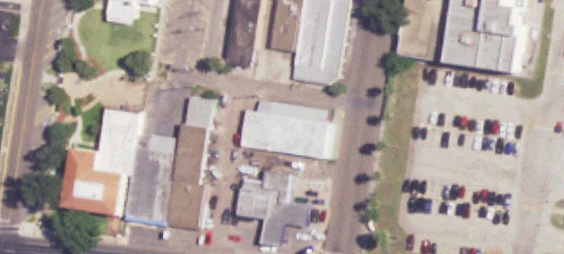 911 Miller Ave