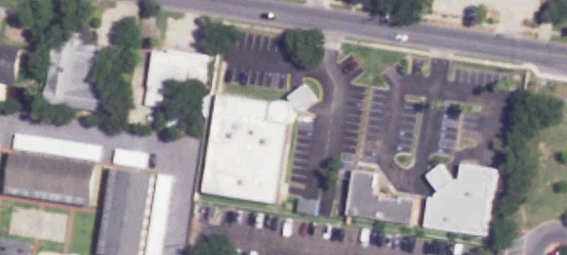 411 Lindberg Ave