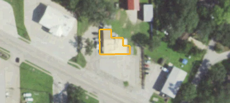 906 Plantation Dr