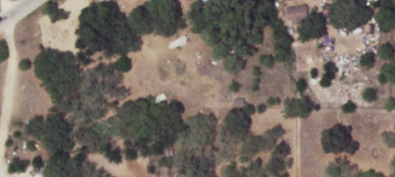 725 Camelot Ln