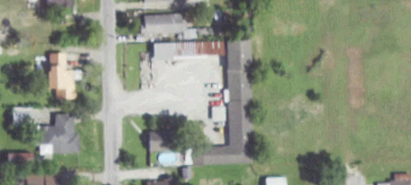 713 Oak Ave