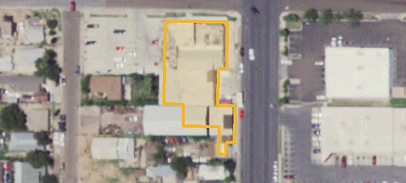 3216 San Bernardo Ave