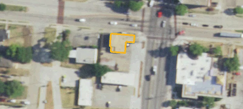 100 Main St