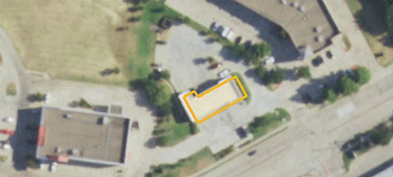 1051 Country Clb Dr