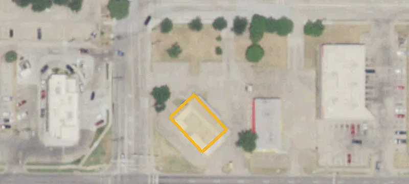 302 Pioneer Pkwy