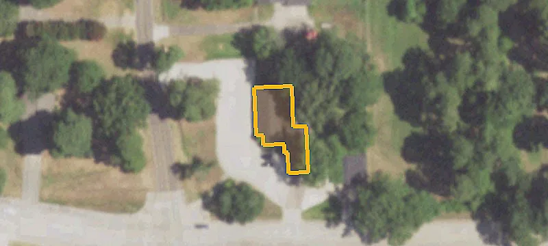 3504 Robin Ln
