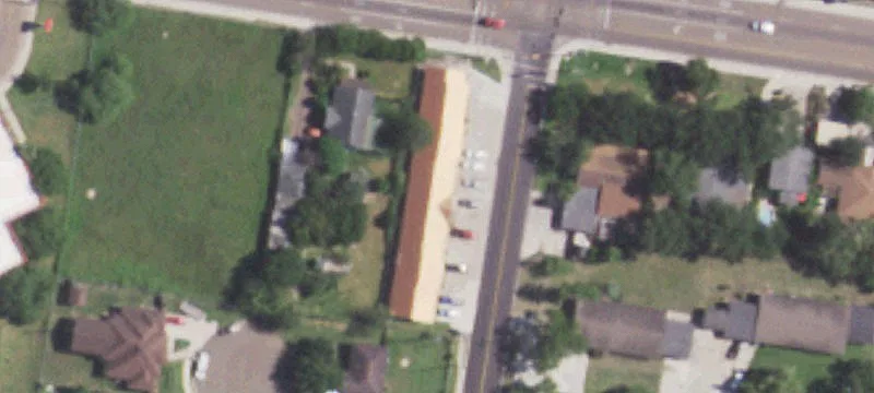 800 Fir St