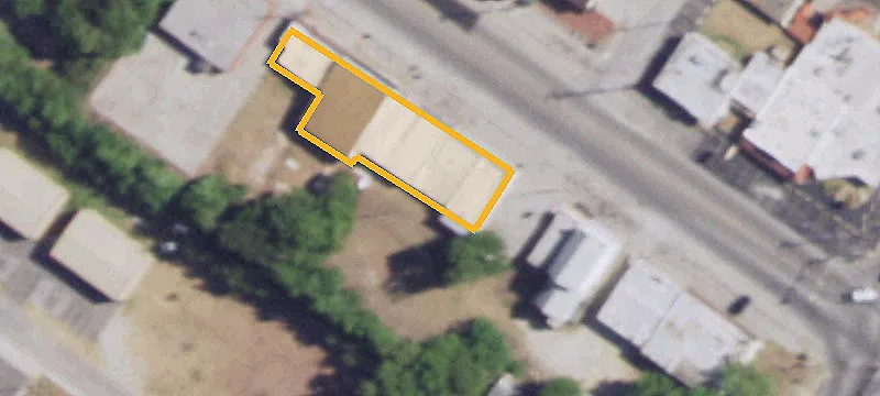 129 Main St
