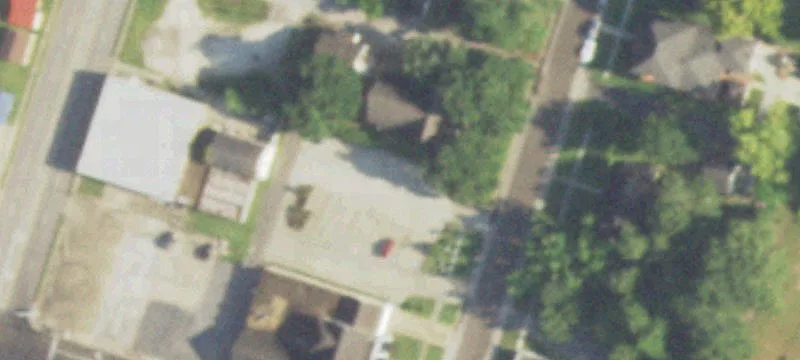 415 4th St