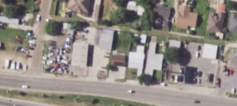 528 Frontage Rd