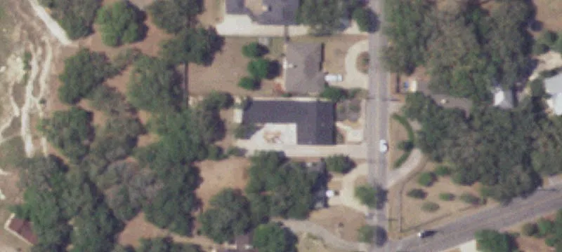 606 School St