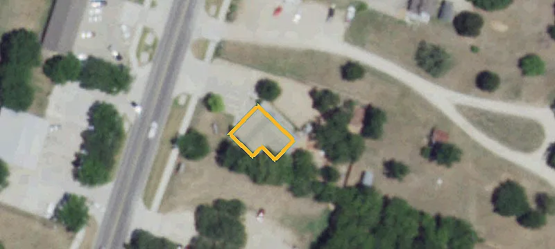 831 Main St