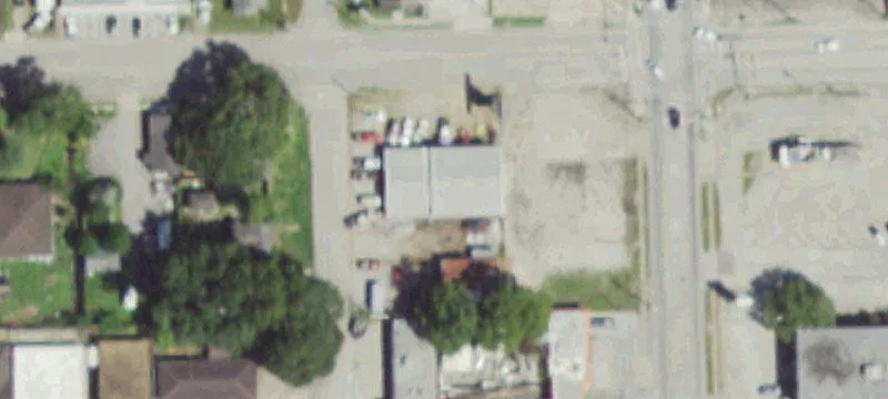 705 Hardie St