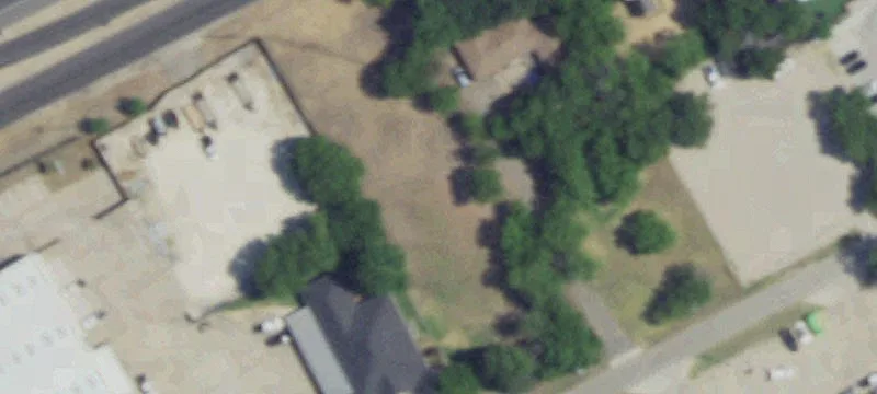 7704 Woodway Dr