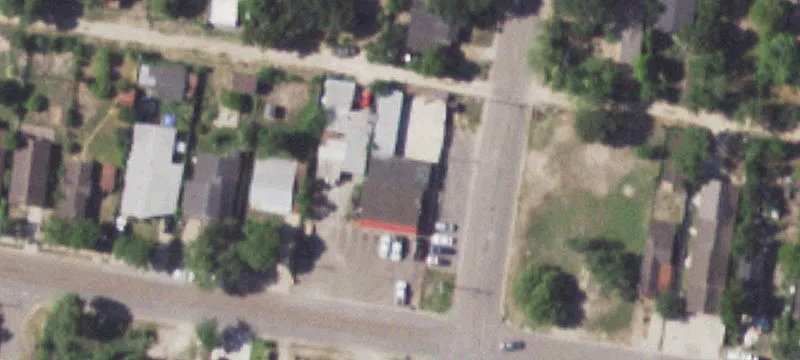 702 Acacia Ave