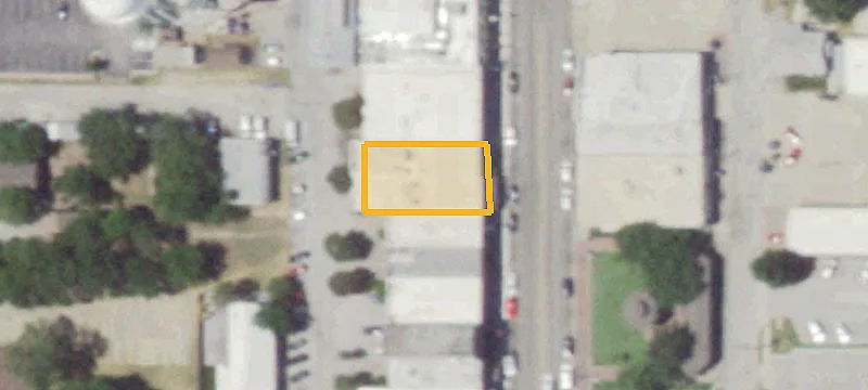 318 Main St